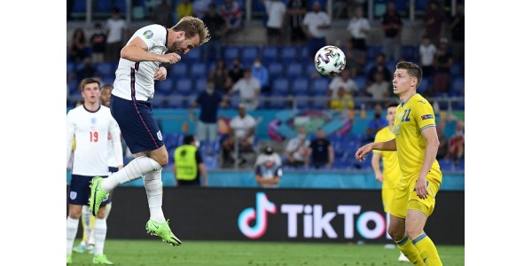 I tifosi dell'Inghilterra sperano che la nazionale possa vincere il primo Campionato Europeo UEFA
